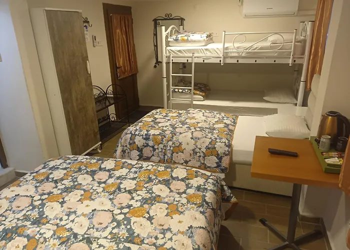 Ena Serenity Boutique Ephesus Homestay szállás *