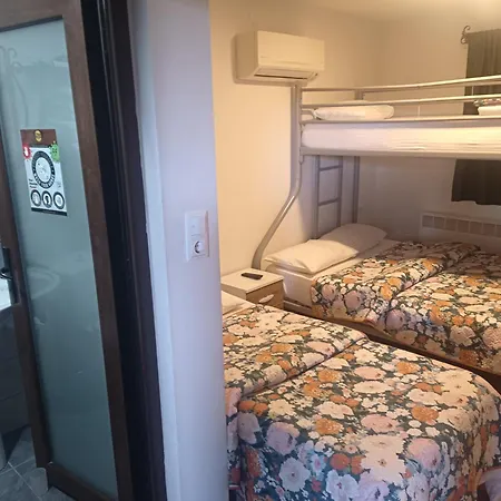 Δωμάτια σε οικογενειακή κατοικία Ena Serenity Boutique Ephesus