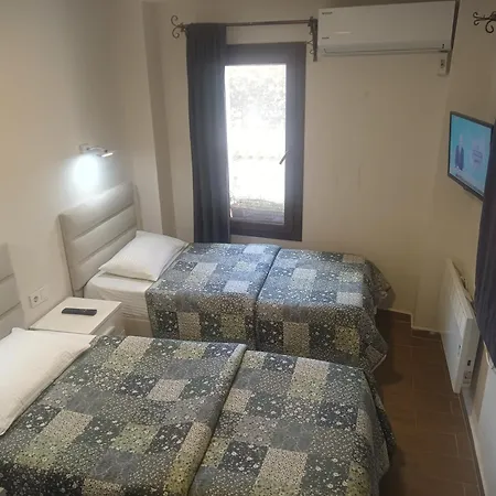 Δωμάτια σε οικογενειακή κατοικία Ena Serenity Boutique Ephesus