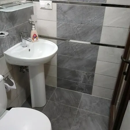 Ena Serenity Boutique Ephesus Δωμάτια σε οικογενειακή κατοικία Σελτσούκ