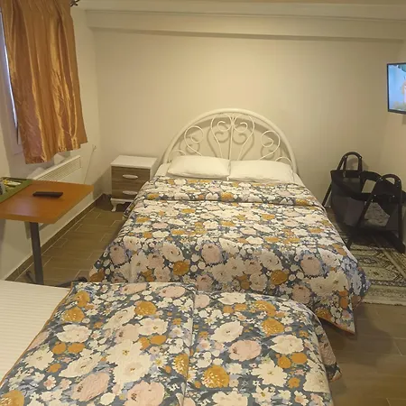 Δωμάτια σε οικογενειακή κατοικία Ena Serenity Boutique Ephesus